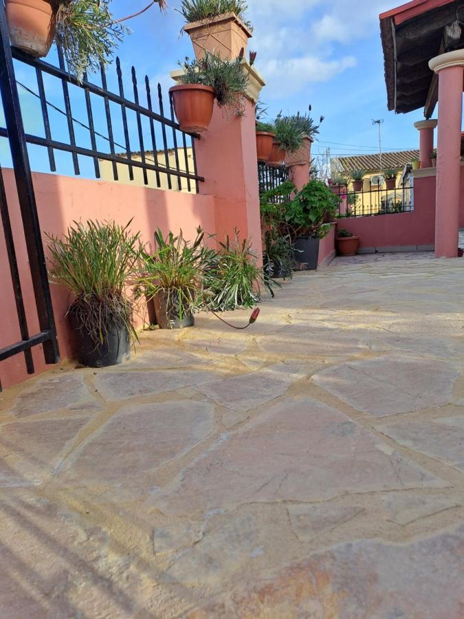 Spiros Corfu Apartment Kanali  Екстер'єр фото