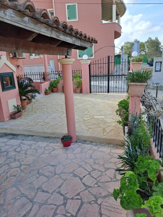 Spiros Corfu Apartment Kanali  Екстер'єр фото